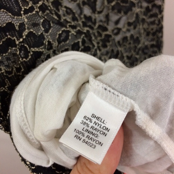 Banana Republic Women's Mesh Tank Top, Size 4 - Picture 8 of 8